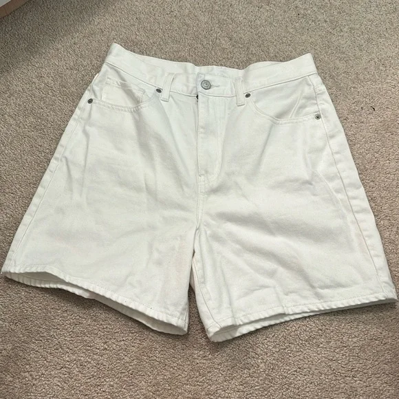 Uniqlo Shorts Uniqlo White Denim Shorts Poshmark